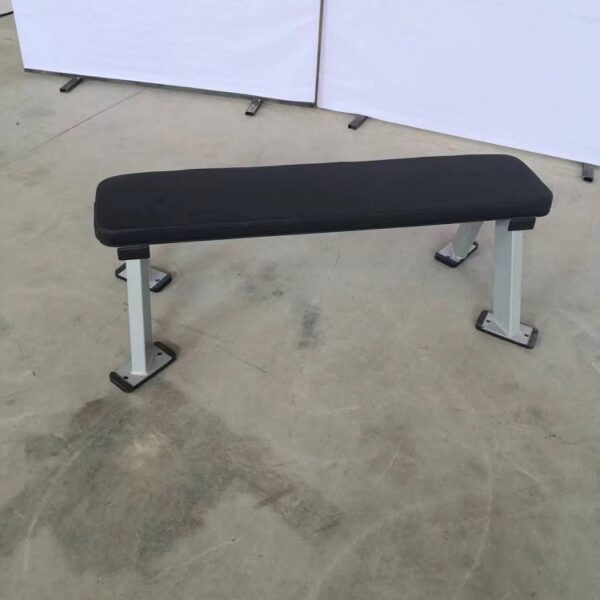 HM28  Flat Bench - Image 2